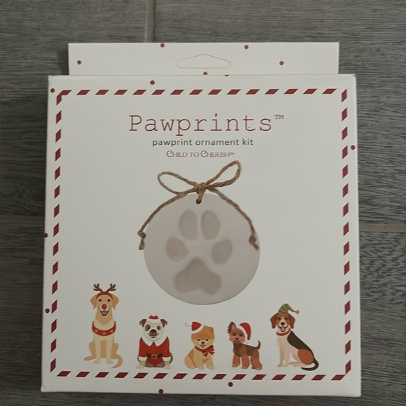 Pawprints Other - Pawprints ornament kit new